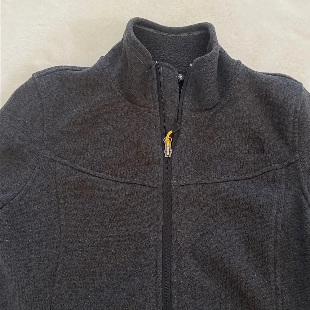 The North Face Women's Black Ski Jacket - Picture 2 of 11